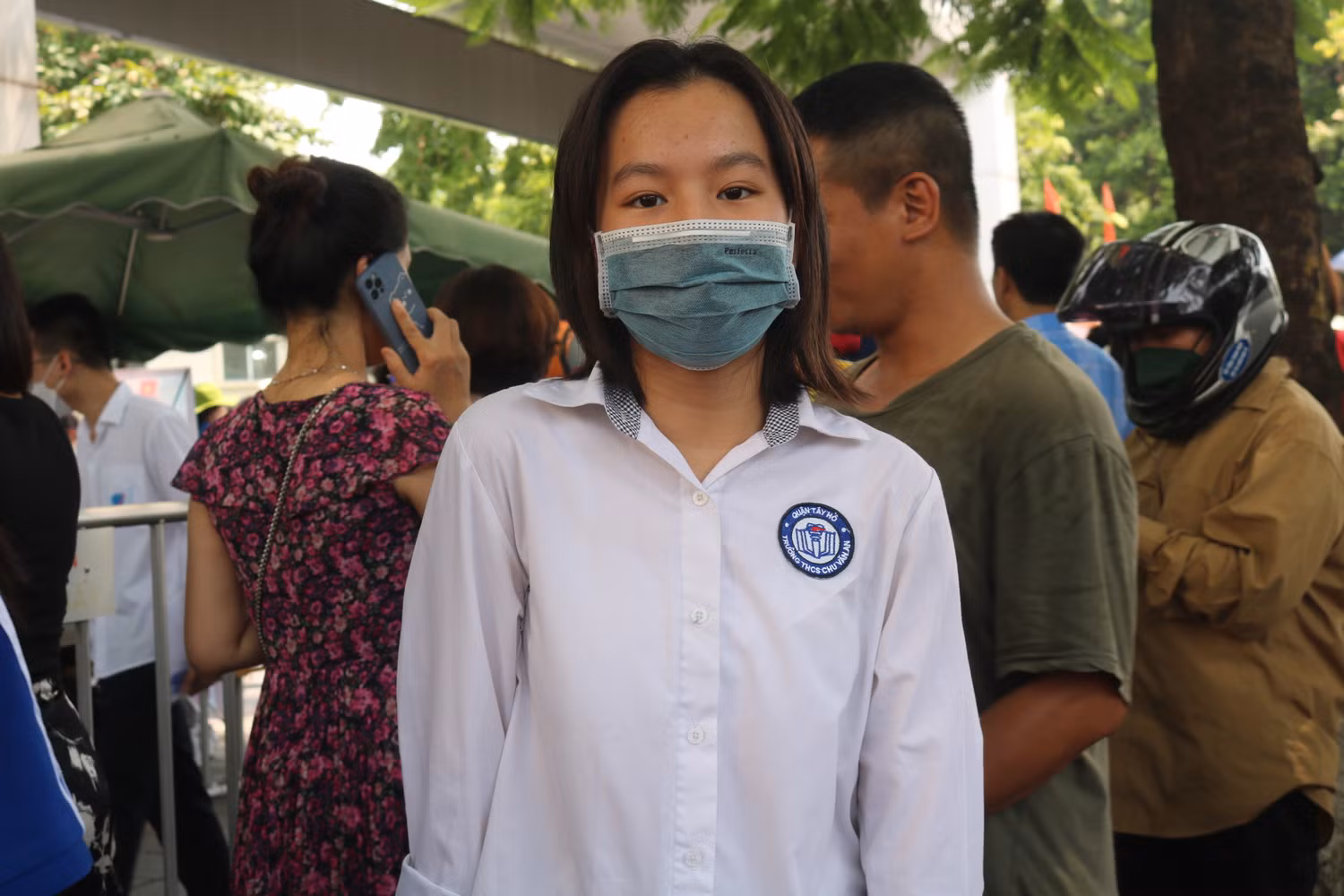 Em Hoàng Diệu Minh chia sẻ thế mạnh của thí sinh là môn Ngoại ngữ - tiếng Nhật thi vào chiều nay (ngày 10/6/2023). (Ảnh: Phương Nga).