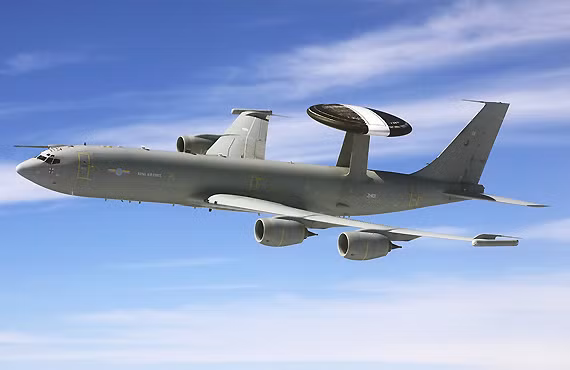 Máy bay cảnh báo sớm AWACS Mỹ
