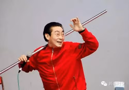 Lục Tiểu Linh Đồng, ảnh: Touqiao. Lục Tiểu Linh Đồng, ảnh: Touqiao.