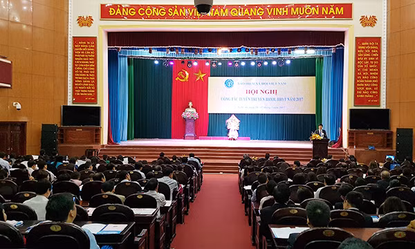 Toàn cảnh Hội nghị công tác tuyên truyền về bảo hiểm xã hội, bảo hiểm y tế năm 2017 - ảnh nguồn Bảo hiểm xã hội Việt Nam