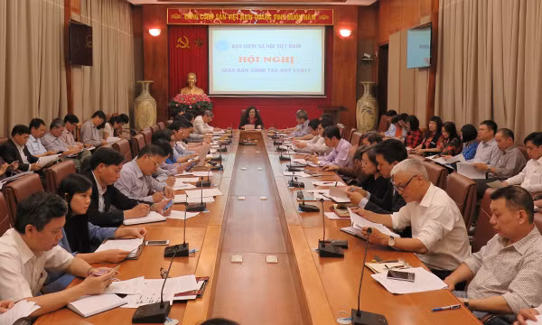Quang cảnh hội nghị giao ban công tác quý I/2017 - ảnh nguồn Bảo hiểm xã hội Việt Nam. Quang cảnh hội nghị giao ban công tác quý I/2017 - ảnh nguồn Bảo hiểm xã hội Việt Nam.