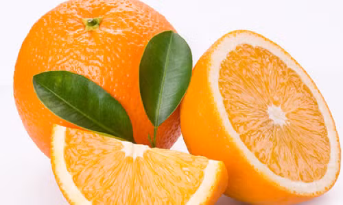 Cam giúp mẹ bầu tăng sức đề kháng và tránh nguy cơ mắc cảm cúm.