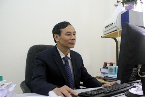 Ông Nguyễn Văn Thạch - Vụ trưởng Vụ An toàn giao thông, Bộ Giao thông vận tải (ảnh: Báo giao thông vận tải) Ông Nguyễn Văn Thạch - Vụ trưởng Vụ An toàn giao thông, Bộ Giao thông vận tải (ảnh: Báo giao thông vận tải)