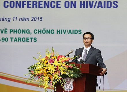 Phó Thủ tướng Vũ Đức Đam phát biểu tại Hội nghị khoa học quốc gia lần thứ VI về phòng chống HIV/AIDS. Ảnh: VGP/Đình Nam. Phó Thủ tướng Vũ Đức Đam phát biểu tại Hội nghị khoa học quốc gia lần thứ VI về phòng chống HIV/AIDS. Ảnh: VGP/Đình Nam.