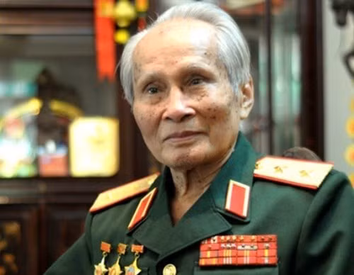 Bảo vệ Biển Đông nhìn từ sự kiện giàn khoan Hải Dương 981 ảnh 1 Bảo vệ Biển Đông nhìn từ sự kiện giàn khoan Hải Dương 981 ảnh 1