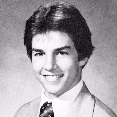 Đây là hình ảnh của cậu học trò Tom Cruise khi đang theo học tại trường Trung học Glen Ridge và cũng là một hotboy trong các bộ phim như “Endless Love” và “Taps” về sau. Đây là hình ảnh của cậu học trò Tom Cruise khi đang theo học tại trường Trung học Glen Ridge và cũng là một hotboy trong các bộ phim như “Endless Love” và “Taps” về sau.