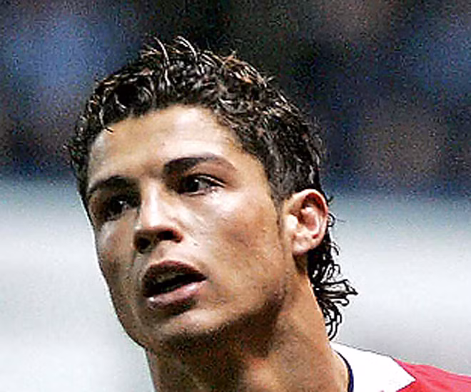 Một kiểu tóc khác của CR7.