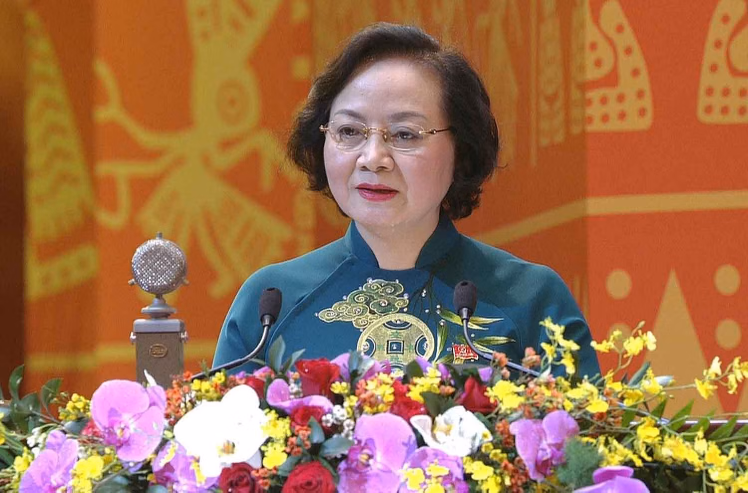 Thứ trưởng Bộ Nội vụ Phạm Thị Thanh Trà phát biểu tại Đại hội.