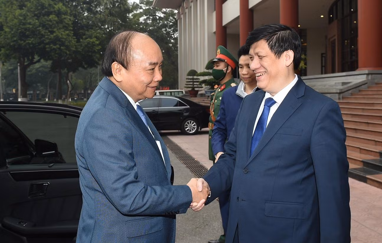 Thủ tướng đánh giá cao những nỗ lực của ngành y tế. ảnh: VGP. Thủ tướng đánh giá cao những nỗ lực của ngành y tế. ảnh: VGP.