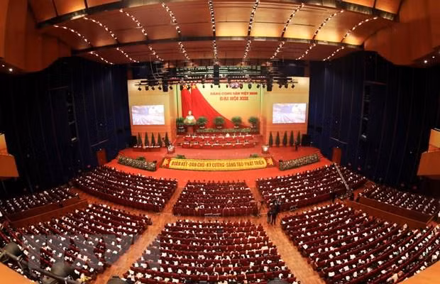Toàn cảnh phiên họp thảo luận về các văn kiện đại hội tại hội trường Trung tâm Hội nghị Quốc gia, chiều 27/1/2021. (Ảnh: TTXVN) Toàn cảnh phiên họp thảo luận về các văn kiện đại hội tại hội trường Trung tâm Hội nghị Quốc gia, chiều 27/1/2021. (Ảnh: TTXVN)