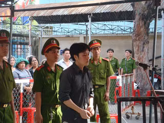 Nguyễn Hữu Tú Nguyễn Hữu Tú