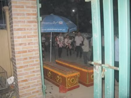 Gửi quan tài khủng bố gia đình liệt sĩ?, Tin tức trong ngày, khung bo, liet si, gia dinh liet si, than nhan liet si, tranh chap tai san, thue nha, hop dong thue nha, bao, tin nhanh, tin hot, tin tuc