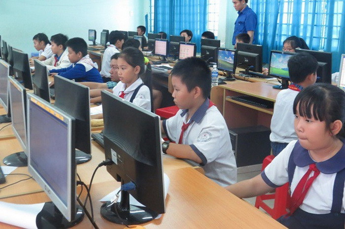 Việc học tại các phòng bộ môn sẽ tận dụng tối đa được trang thiết bị và sách giáo khoa (Ảnh minh họa: Báo Giáo dục và Thời đại)