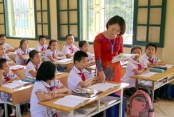 Việc tinh giản chương trình ở một số lớp nên giao quyền tự chủ cho các địa phương. (Ảnh minh họa: baogialai.com.vn) Việc tinh giản chương trình ở một số lớp nên giao quyền tự chủ cho các địa phương. (Ảnh minh họa: baogialai.com.vn)
