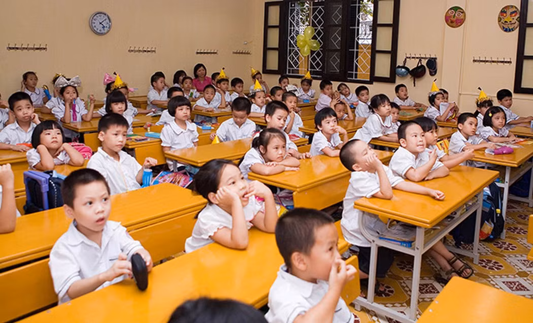 Nhiều phụ huynh cảm thông hơn với công việc hàng ngày của giáo viên trong kỳ nghỉ phòng tránh dịch bệnh (Ảnh minh họa: laodong.vn) Nhiều phụ huynh cảm thông hơn với công việc hàng ngày của giáo viên trong kỳ nghỉ phòng tránh dịch bệnh (Ảnh minh họa: laodong.vn)