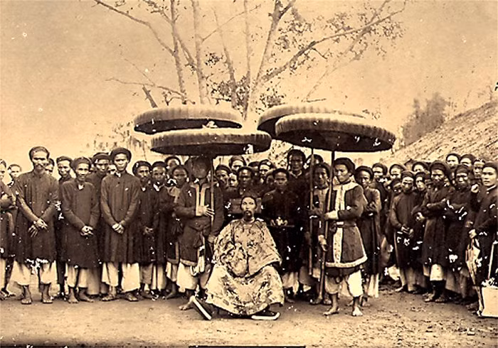Quan Tổng Ðốc Hà