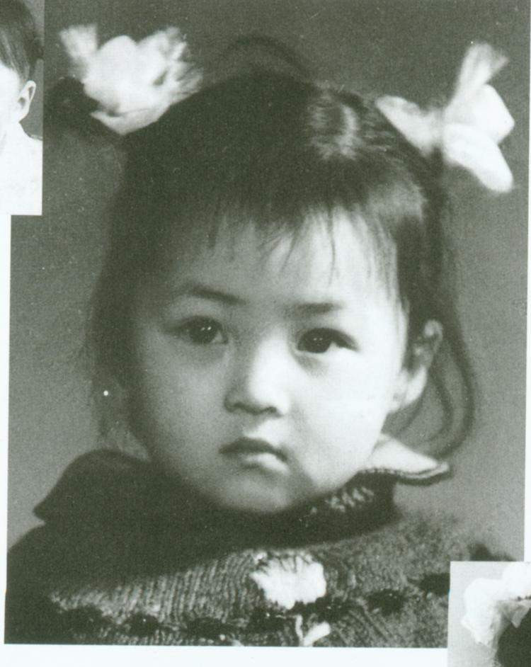 Tưởng Cần Cần. Tưởng Cần Cần.