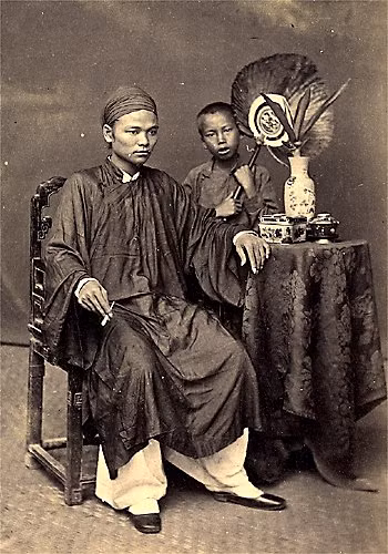 Một viên quan.