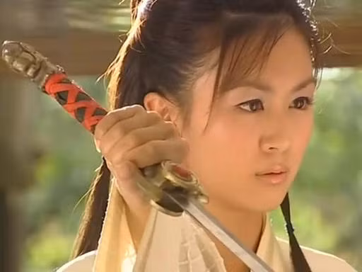 Đường Ninh vai Sư phi huyên (tiên nữ) trong phim “Đại Đường song long truyền kỳ”.