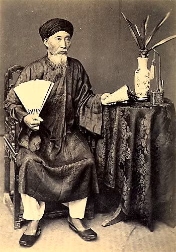 Một viên quan.