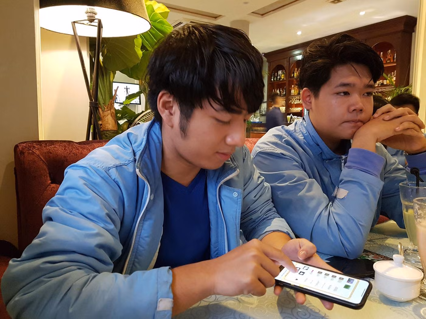 Phụ huynh Hải Phòng bức xúc với cách trả lời kiến nghị của Bộ Giáo dục và Đào tạo (Ảnh: Lã Tiến)