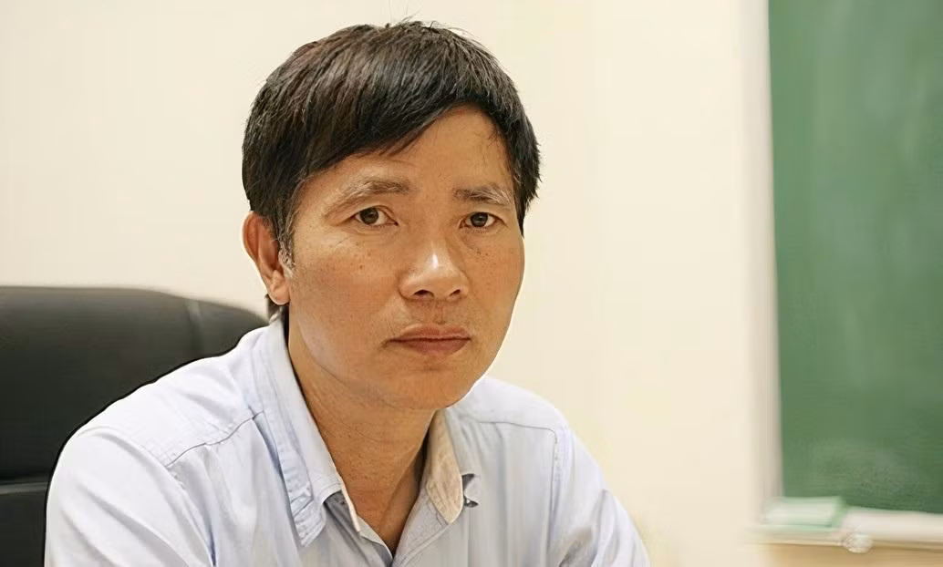Giáo sư, Tiến sĩ khoa học Lê Tuấn Hoa, nguyên Chủ tịch Hội Toán học Việt Nam (ảnh: nguồn báo Vietnamnet)