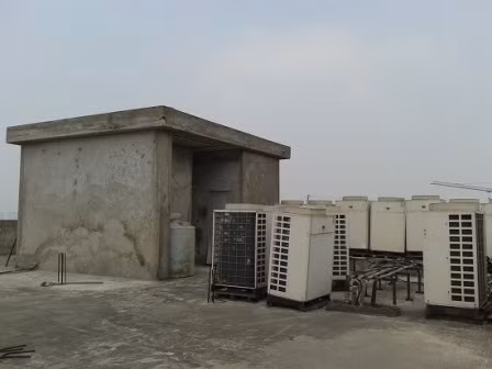 Trong một thời gian dài, chủ đầu tư tòa nhà 93 Lò Đúc tự tung, tự tác, bất chấp pháp luật, vi phạm nghiêm trọng Luật Xây dựng. Ảnh: NLM Trong một thời gian dài, chủ đầu tư tòa nhà 93 Lò Đúc tự tung, tự tác, bất chấp pháp luật, vi phạm nghiêm trọng Luật Xây dựng. Ảnh: NLM
