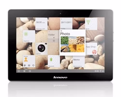 Thay vì trang bị chip lõi tứ như tin đồn, Lenovo sử dụng chíp lõi kép Qualcomm 8960 cho IdeaTab S2. Như nhiều nhà sản xuất phần cứng khác, Lenovo cũng sử dụng giao diện cho riêng sản phẩm của mình, gọi là Mondrian UI. Giao diện này có phần hơi giống với giao diện Metro của Microsoft.