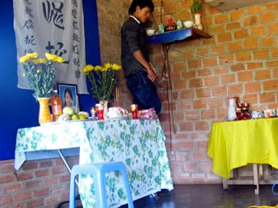 Hai nữ sinh tự tử vì không có tiền nộp phạt vi phạm giao thông ảnh 1