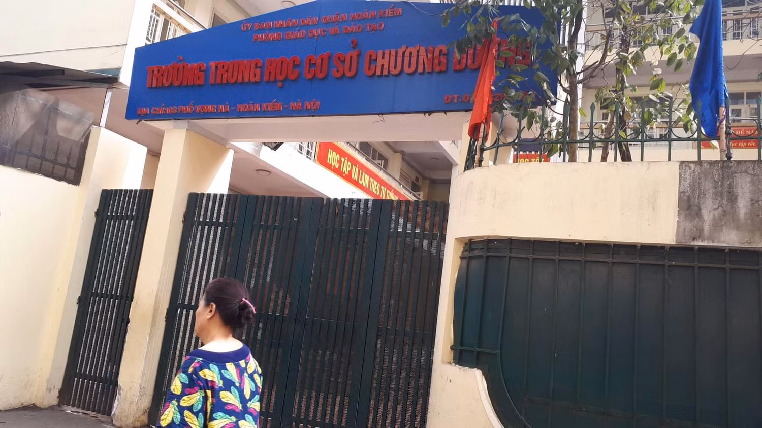 Cô giáo tố Hiệu trưởng lạm thu, mẹ già 80 tuổi bị gọi điện đe dọa ảnh 2 Cô giáo tố Hiệu trưởng lạm thu, mẹ già 80 tuổi bị gọi điện đe dọa ảnh 2