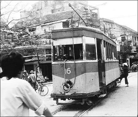 Tàu điện xưa có thiết kế đơn giản và chạy không quá nhanh nên không bao giờ có khả năng gây ra tai nạn như những phương tiện giao thông hiện đại.