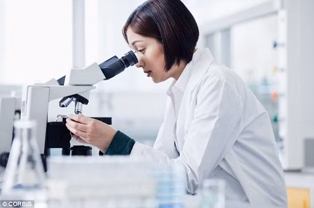Tiến sĩ Marina Caskey, một trong các tác giả nghiên cứu cho biết. “Điểm đặc biệt của kháng thể này đó là chúng có thể hoạt động trên 80% các chủng HIV và chúng rất mạnh”