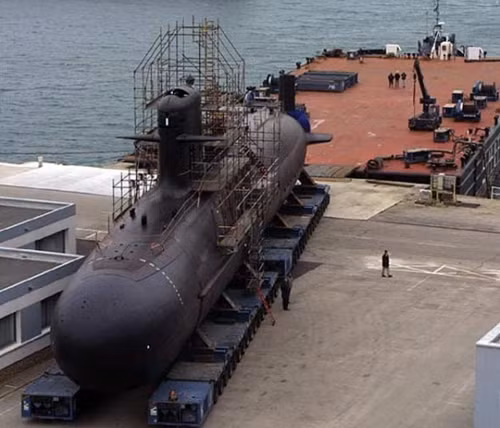 Tàu ngầm thông thường lớp Scorpene do Pháp chế tạo Tàu ngầm thông thường lớp Scorpene do Pháp chế tạo