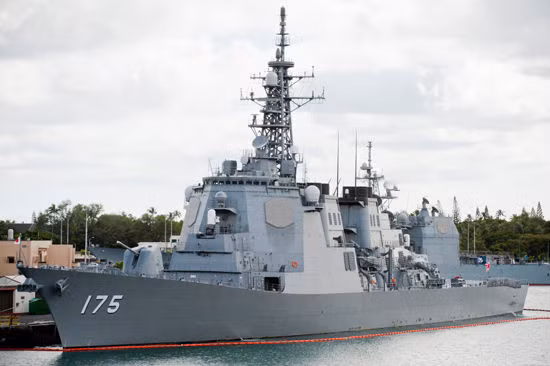 Tàu khu trục Aegis của Lực lượng Phòng vệ Biển Nhật Bản.
