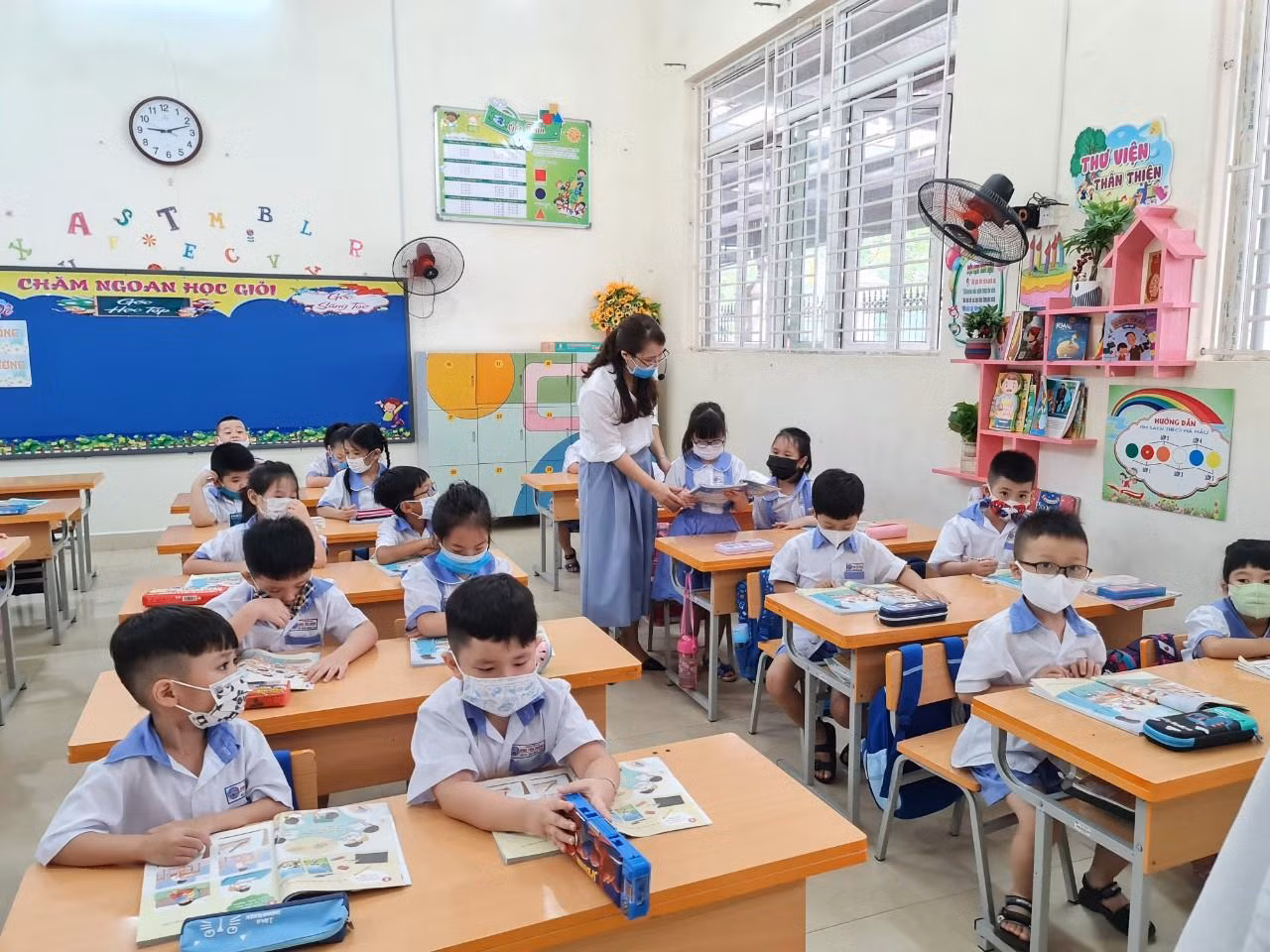 Học sinh Hải Phòng tựu trường sớm nhất vào ngày 1/9/2021 (Ảnh: LT) Học sinh Hải Phòng tựu trường sớm nhất vào ngày 1/9/2021 (Ảnh: LT)