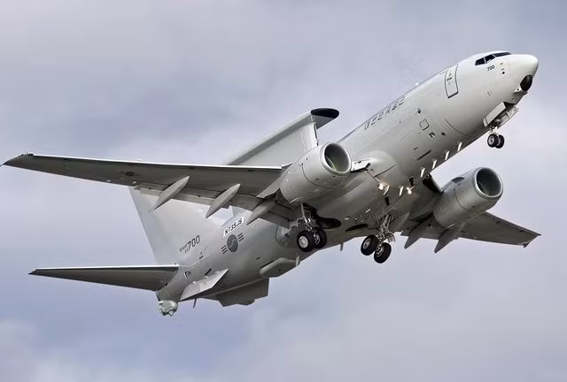 Máy bay cảnh báo sớm Boeing 737 Peace Eye Không quân Hàn Quốc