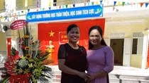 Dạy ở Hà Nội, lương 1,2 triệu mỗi tháng, người ta hỏi sao tôi vẫn lên lớp?