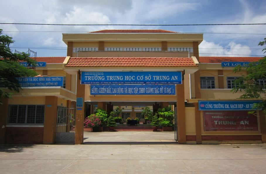Trường trung học cơ sở Trung An, huyện Củ Chi (Ảnh: website nhà trường) Trường trung học cơ sở Trung An, huyện Củ Chi (Ảnh: website nhà trường)