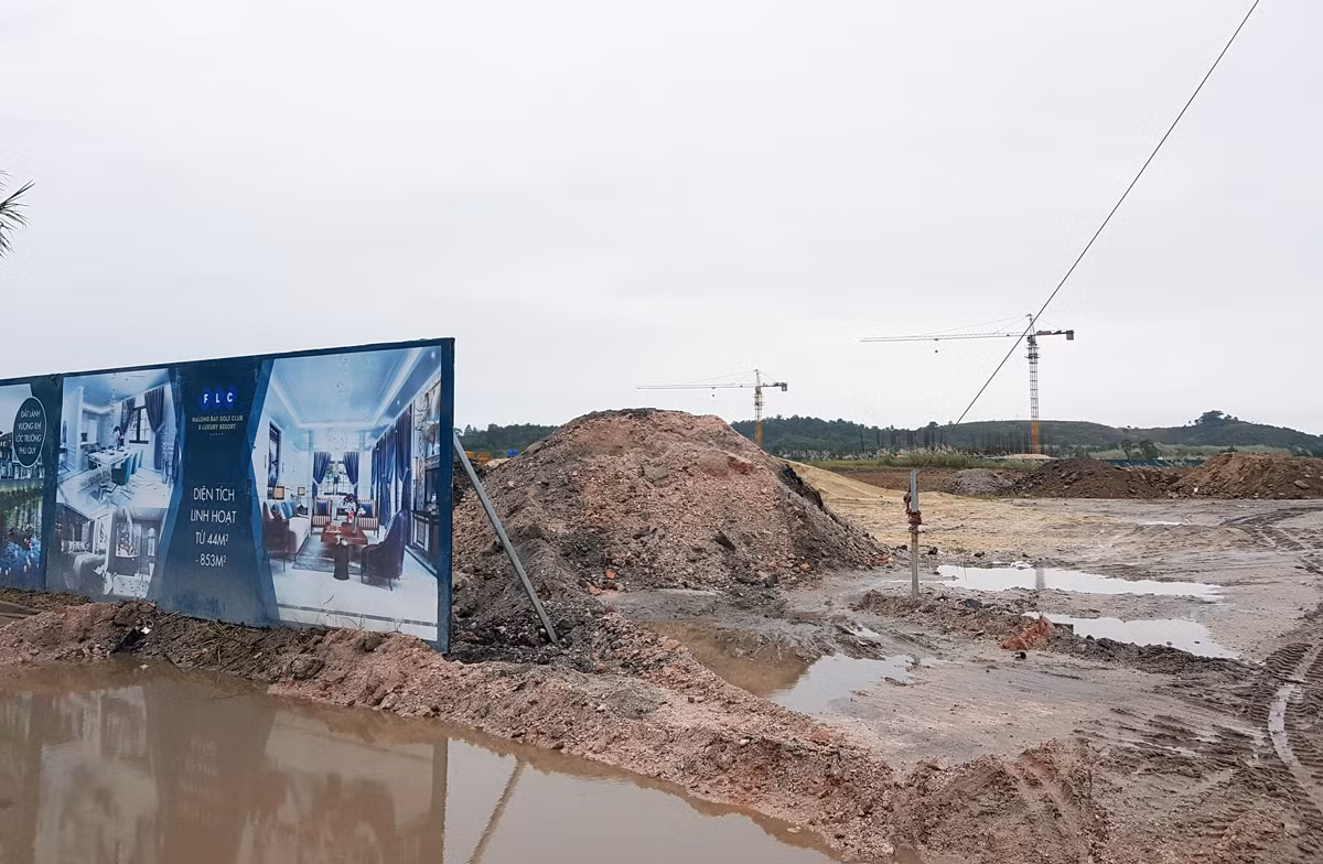 Mặc dù chưa đủ điều kiện huy động vốn nhưng FLC vẫn chào bán đất nền dự án Khu đô thị tại phường Hà Khánh, thành phố Hạ Long (Quảng Ninh). (Ảnh: Lã Tiến)
