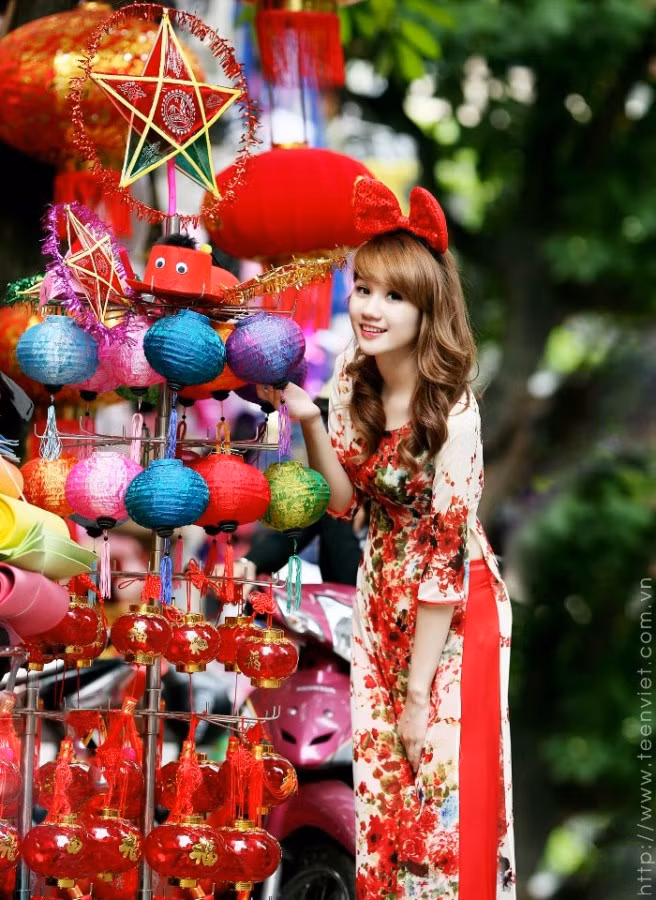 Hiện tại Hải Yến cũng đang tiếp tục khẳng định mình với cuộc thi Missteen Teen Model An Phương "biến hóa" với style dễ thương Vẻ đẹp dịu dàng của tân sinh viên ĐH Kinh tế Huế Hotgirl CĐ Công nghiệp TPHCM đẹp tựa thiên thần Hot girl ĐH Công nghiệp Hà Nội đẹp tinh khôi trong nắng mai