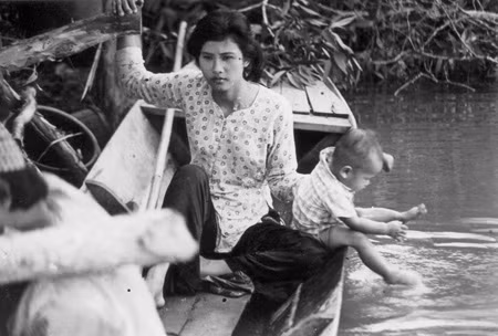 Một cảnh trong phim "Cánh đồng hoang" Một cảnh trong phim "Cánh đồng hoang"