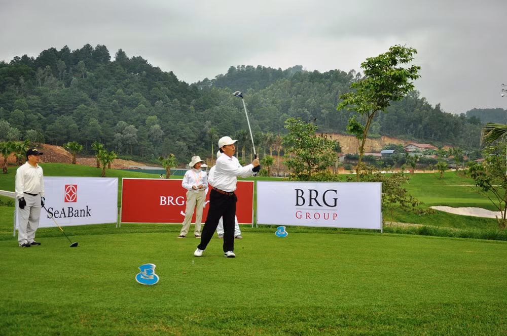 Sân golf BRG Legend Hill Golf Resort. Sân golf BRG Legend Hill Golf Resort.