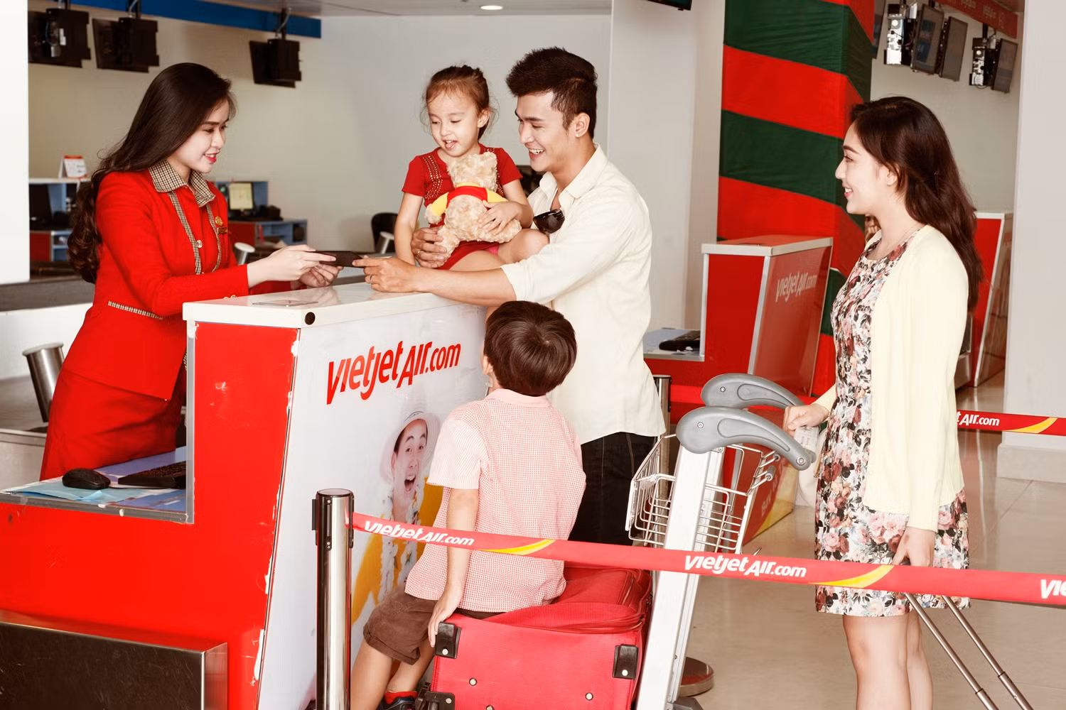 Vietjet khuyến mại 2 triệu vé bay giá từ 0 đồng