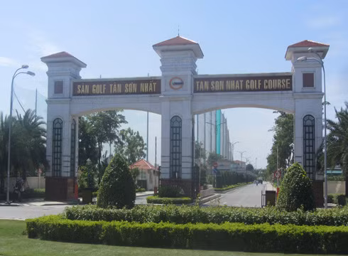 Cử tri Thành phố Hồ Chí Minh đề nghị chấm dứt sân golf, nhà hàng trong sân bay ảnh 2 Cử tri Thành phố Hồ Chí Minh đề nghị chấm dứt sân golf, nhà hàng trong sân bay ảnh 2