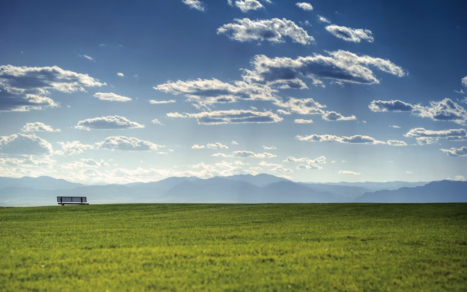 Công viên tại Thornton, Colorado, Mỹ. Cụp bởi Nikon D80. Công viên tại Thornton, Colorado, Mỹ. Cụp bởi Nikon D80.