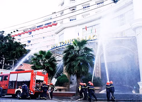 Tập trung xây dựng phong trào toàn dân tham gia công tác phòng cháy, chữa cháy và cứu nạn, cứu hộ. Ảnh minh họa: Báo Xây dựng Tập trung xây dựng phong trào toàn dân tham gia công tác phòng cháy, chữa cháy và cứu nạn, cứu hộ. Ảnh minh họa: Báo Xây dựng