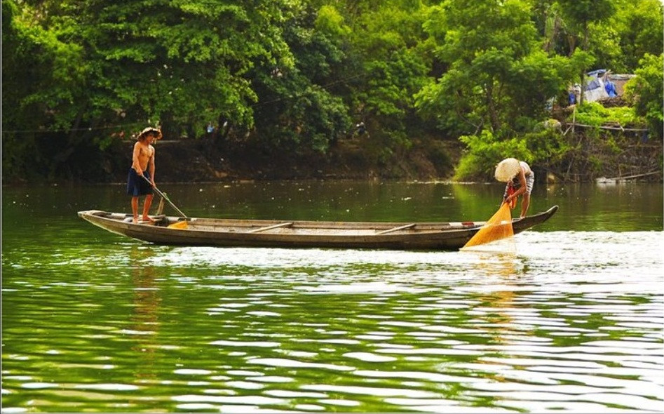 Những con người bình dị cũng đã làm nên nghệ thuật, họ là nghệ nhân như Nguyễn Tuân đã từng nói đến trong tác phẩm "Người lái đò sông Đà"...