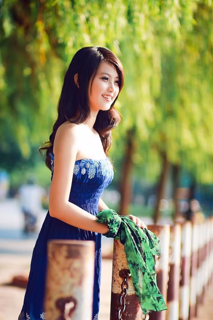 Sở hữu gương mặt xinh xắn, dễ thương, chút dịu dàng, nữ tính cùng một vóc dáng yêu kiều và một trí tuệ sắc sảo, cô bạn xinh xắn này từng tham gia cuộc thi Miss teen 2011 và để lại ấn tượng với khán giả Sở hữu gương mặt xinh xắn, dễ thương, chút dịu dàng, nữ tính cùng một vóc dáng yêu kiều và một trí tuệ sắc sảo, cô bạn xinh xắn này từng tham gia cuộc thi Miss teen 2011 và để lại ấn tượng với khán giả