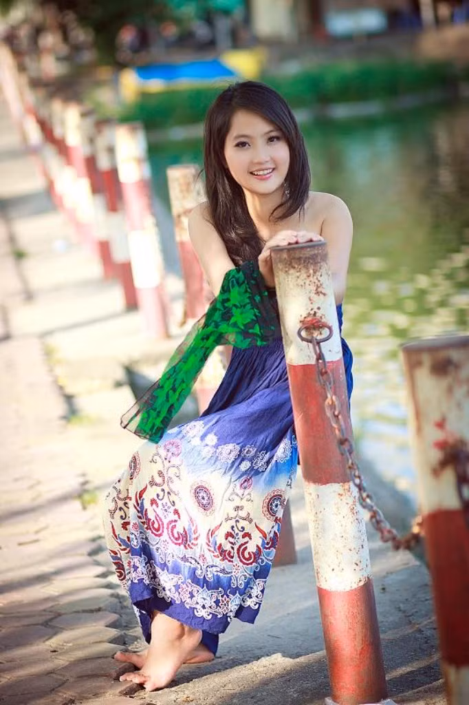 Thu Hà còn có năng khiếu thuyết trình, là một gương mặt khá nổi với vai trò là một MC cho các chương trình và các hoạt động nghệ thuật khác của trường, lớp Thu Hà còn có năng khiếu thuyết trình, là một gương mặt khá nổi với vai trò là một MC cho các chương trình và các hoạt động nghệ thuật khác của trường, lớp