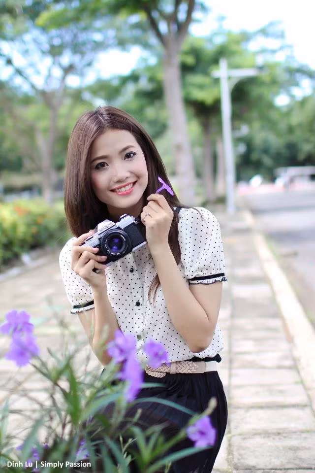 Xem thêm: Giật mình: Mỹ nữ U30 ""thơ ngây, xì tin"" như hotgirl 9X